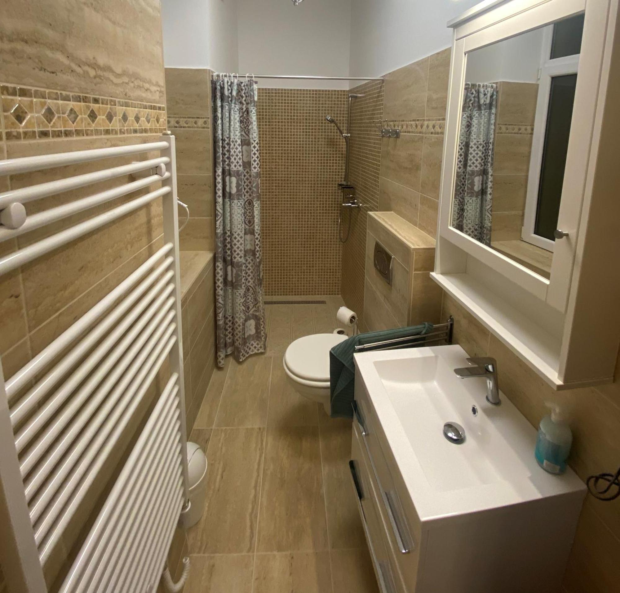 Amazing Kazinczy Flat No. 1 ブダペスト エクステリア 写真