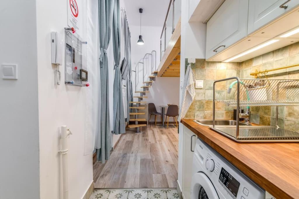 Amazing Kazinczy Flat No. 1 ブダペスト エクステリア 写真