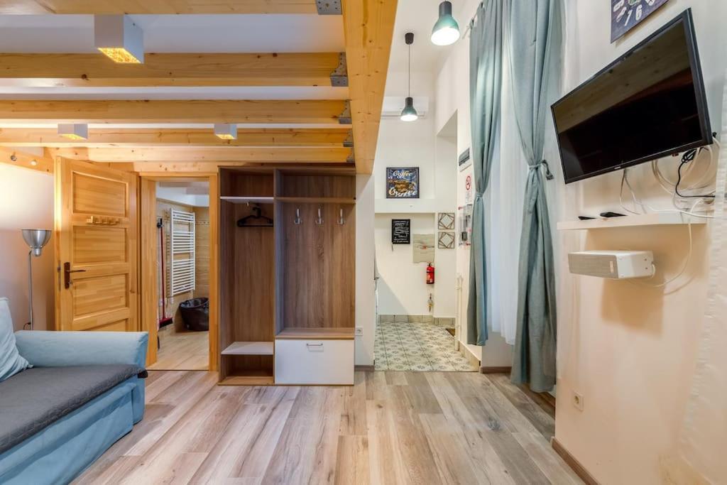 Amazing Kazinczy Flat No. 1 ブダペスト エクステリア 写真