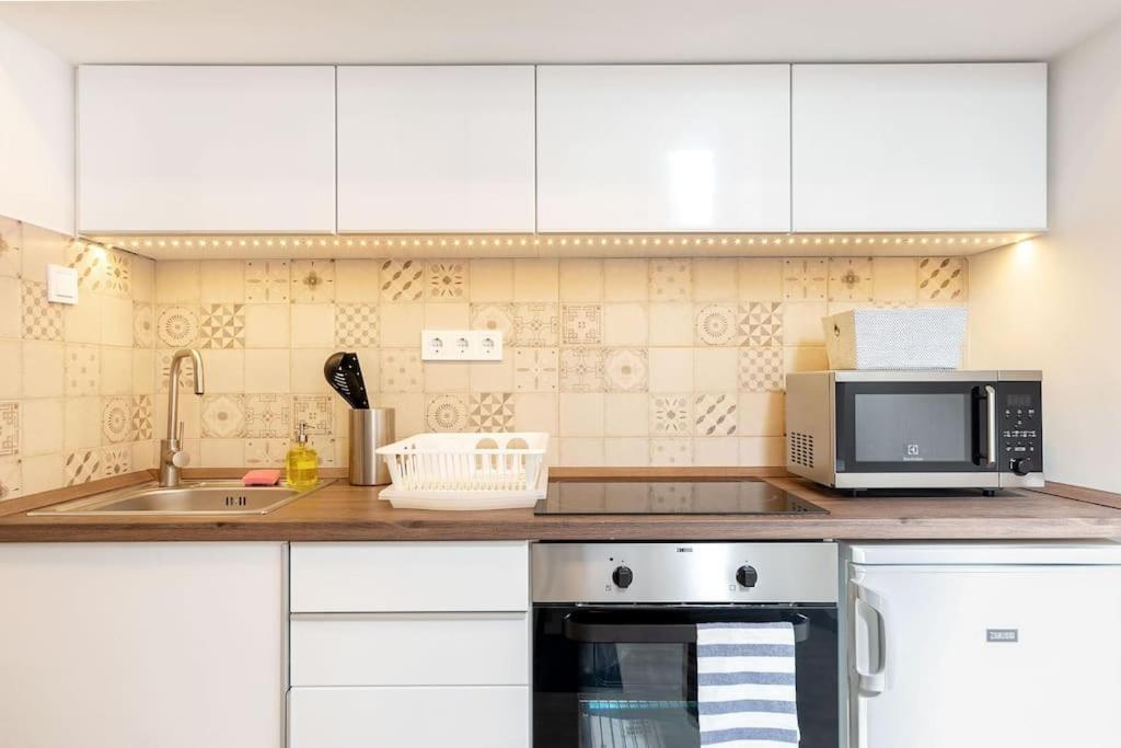 Amazing Kazinczy Flat No. 1 ブダペスト エクステリア 写真